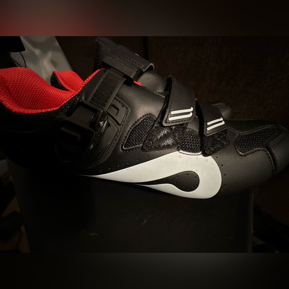 Peloton cycling shoe size. 46 with cleats